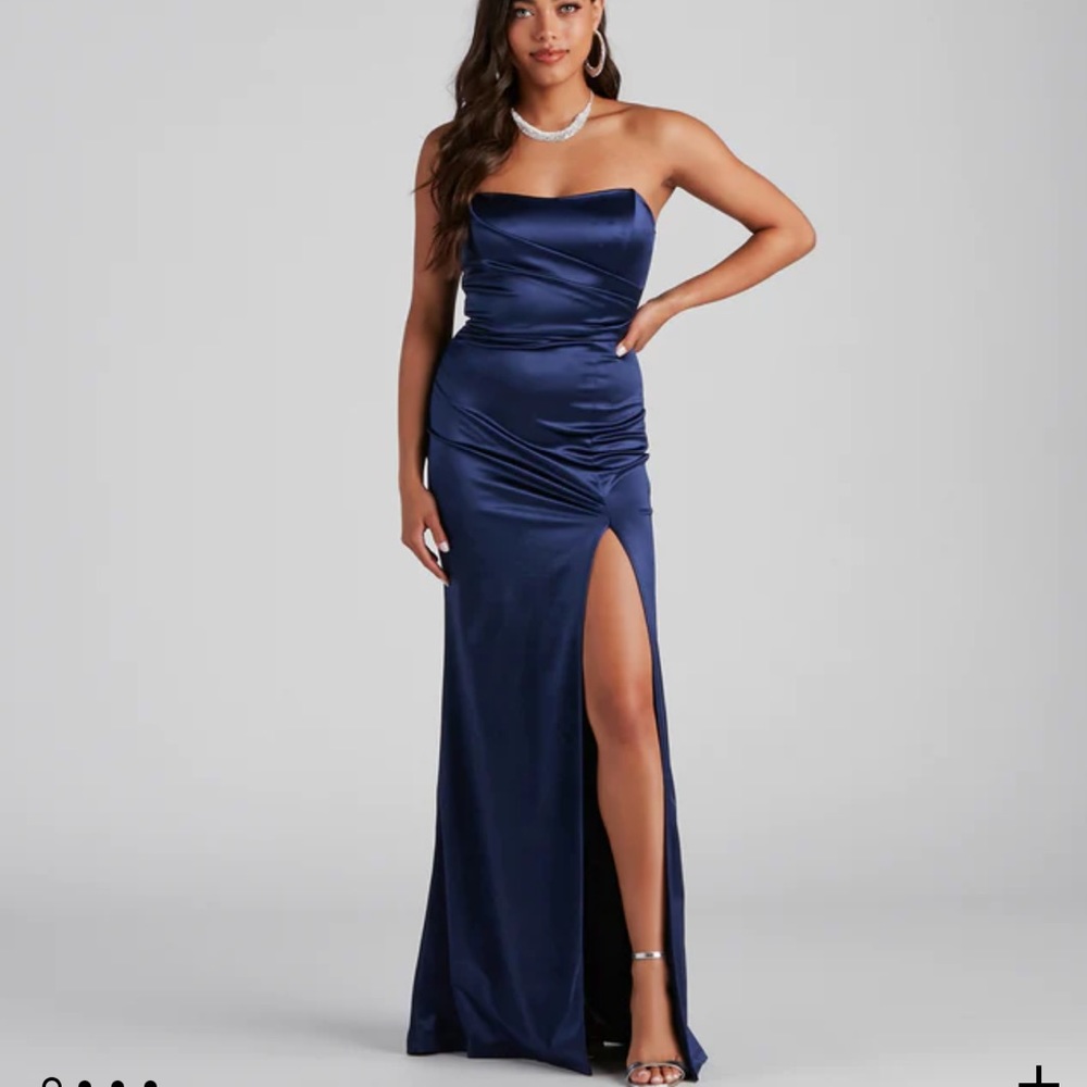 *BRAND NEW* WINDSOR Gianna Strapless High-Slit Satin Dress Size S